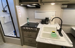 2021 Coachmen RV Freelander 27QB Ford 350