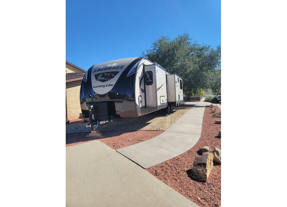 Travel Trailer rentals in SANTA FE