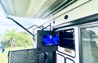 Luxury 44’ Cyclone -Ultimate Family Gateway