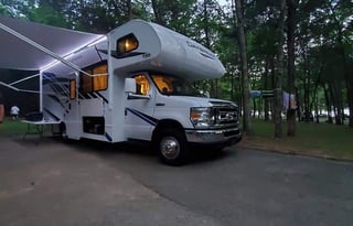 2020 Thor Motor Coach Day Break  26db