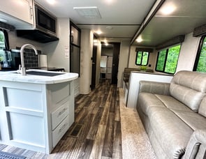 Keystone RV Bullet East 287QBS