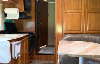 Coachmen Leprechaun - Easy to Drive Class C