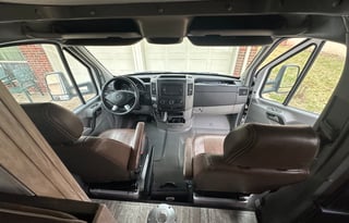 2018 Forest River - 3 full beds - 6 person rental