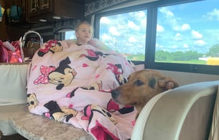 Unlimited Miles! Sleeps 12 - Bunk House  -5 TVs!