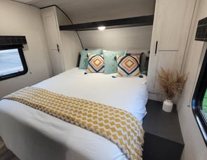 KZ Sportsmen SE 260BHSE