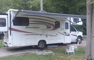 2016 Forest River RV Sunseeker 2500TS Ford