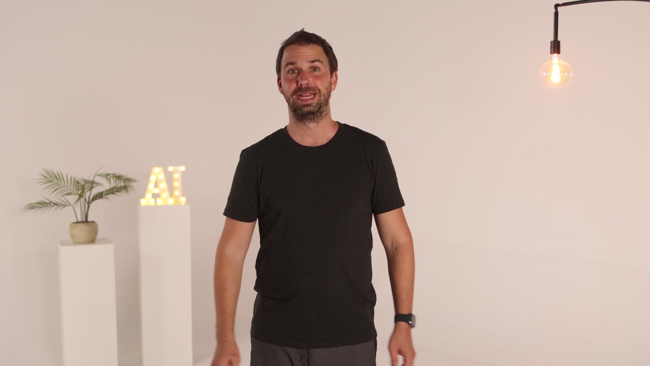Raphael erklärt die Ausbildung