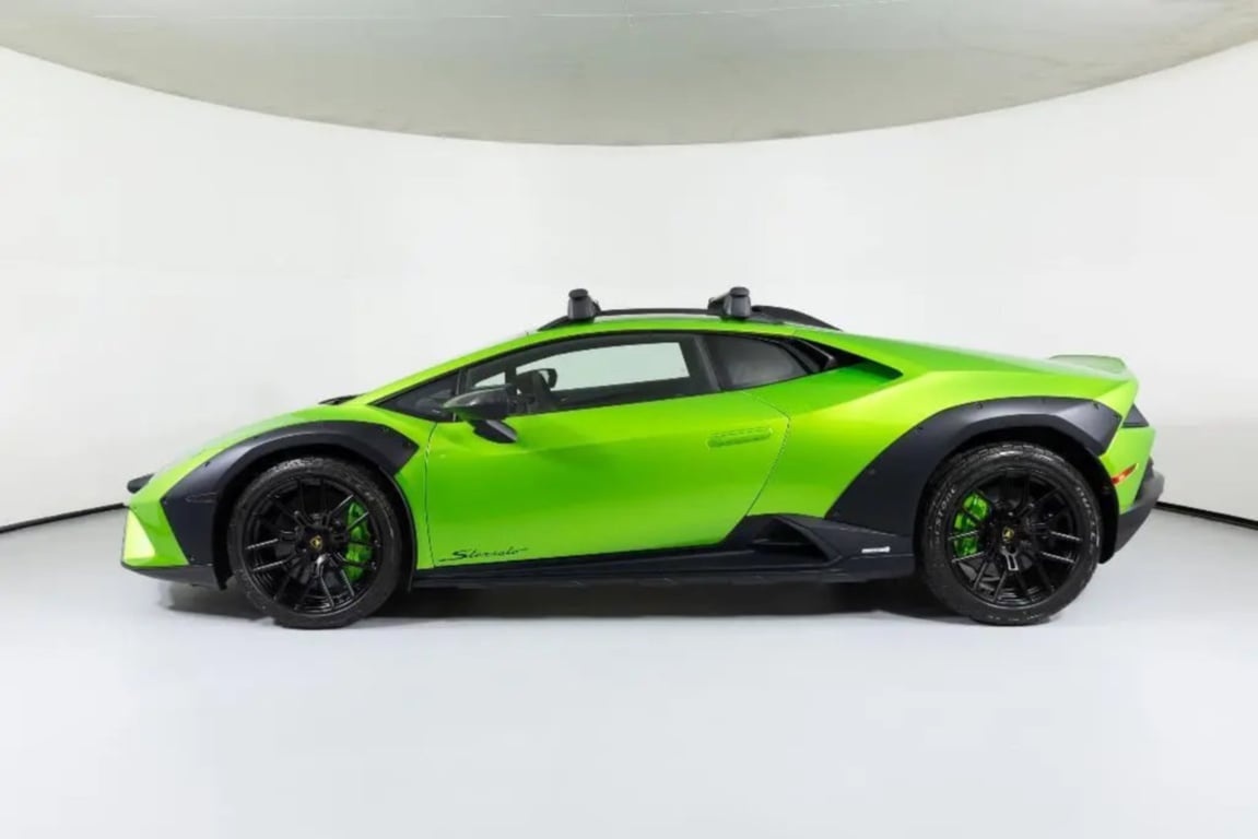 2024 Lamborghini Huracan Sterrato photo 19 of 22