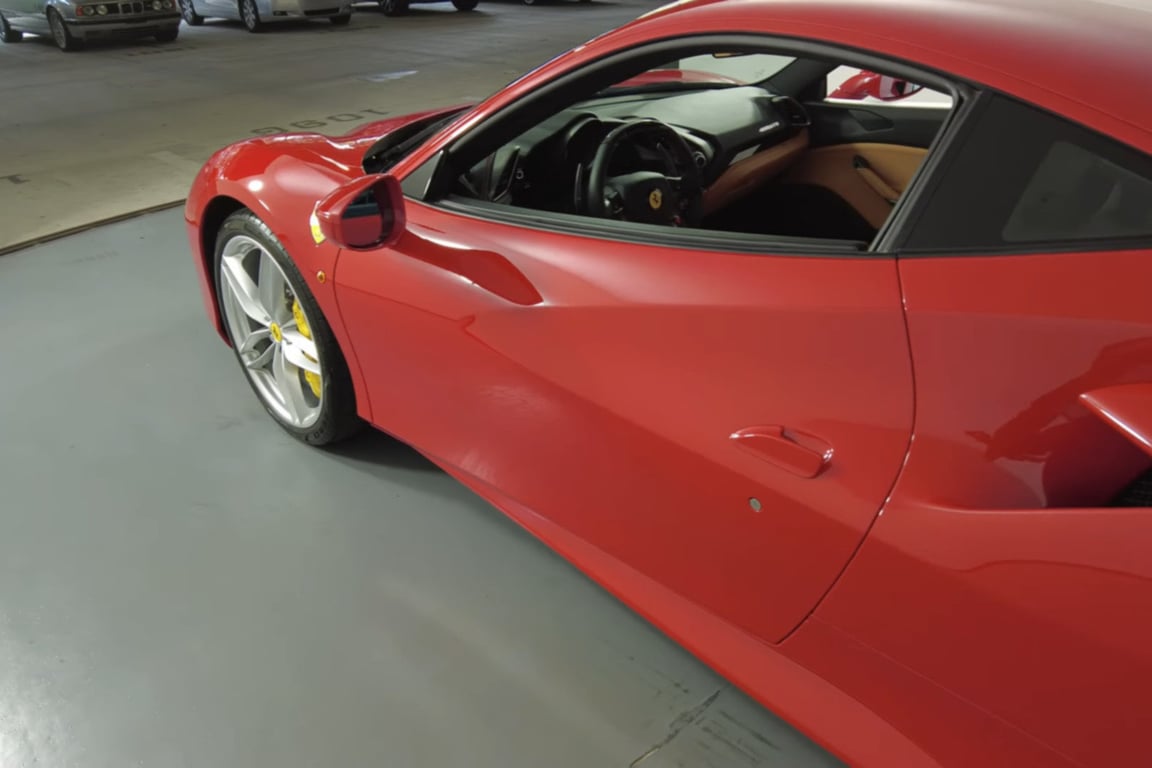 2017 Ferrari 488 GTB photo 7 of 21