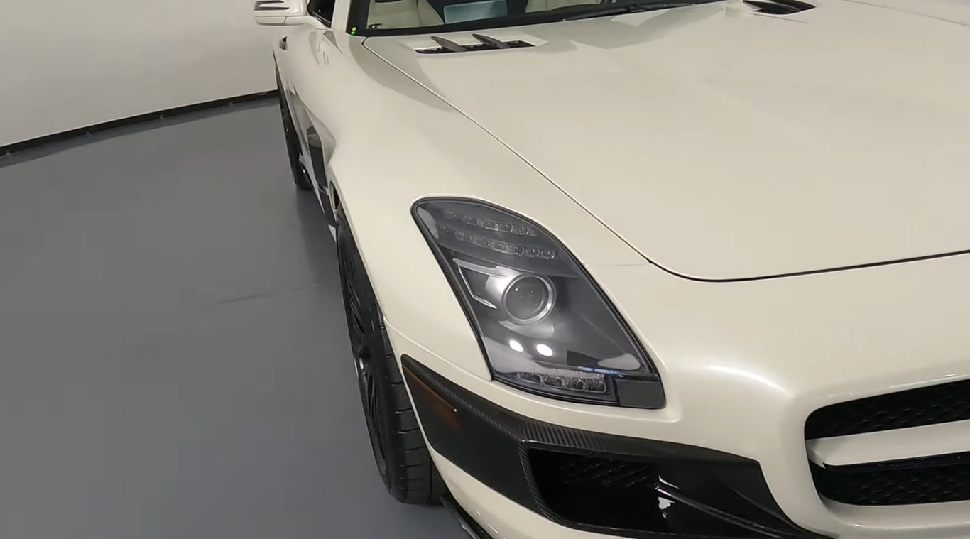 2012 Mercedes-Benz SLS-Class AMG photo 8 of 26