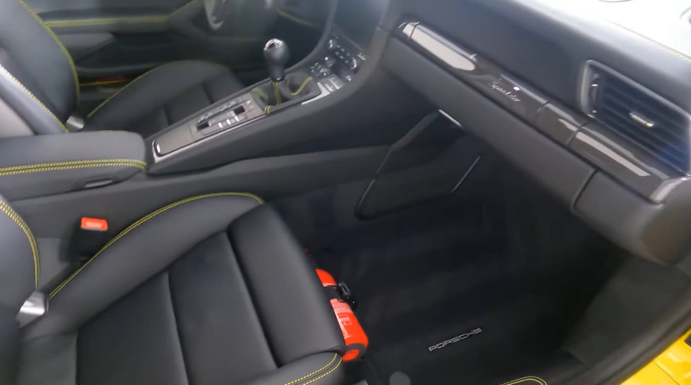 2019 Porsche 911 Speedster photo 19 of 21