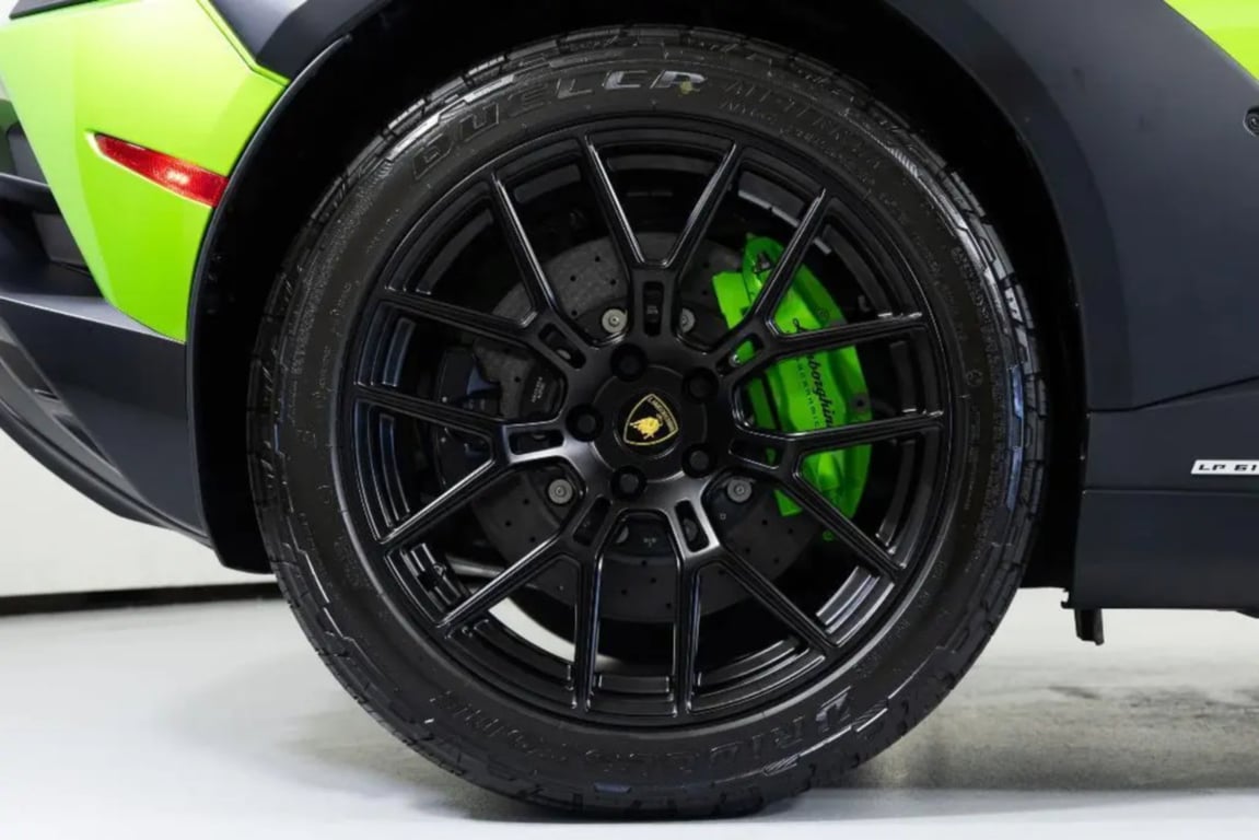 2024 Lamborghini Huracan Sterrato photo 17 of 22