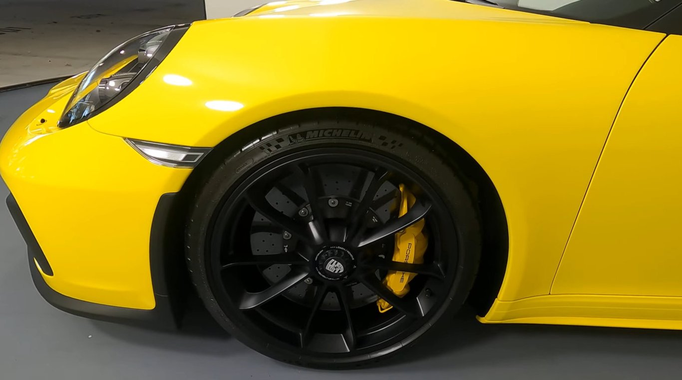 2019 Porsche 911 Speedster photo 7 of 21