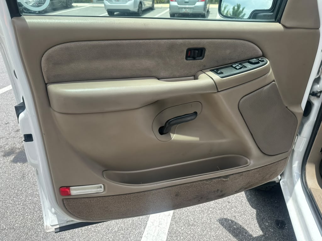 2003 CHEVROLET Silverado 2500 HD LT photo 7 of 11