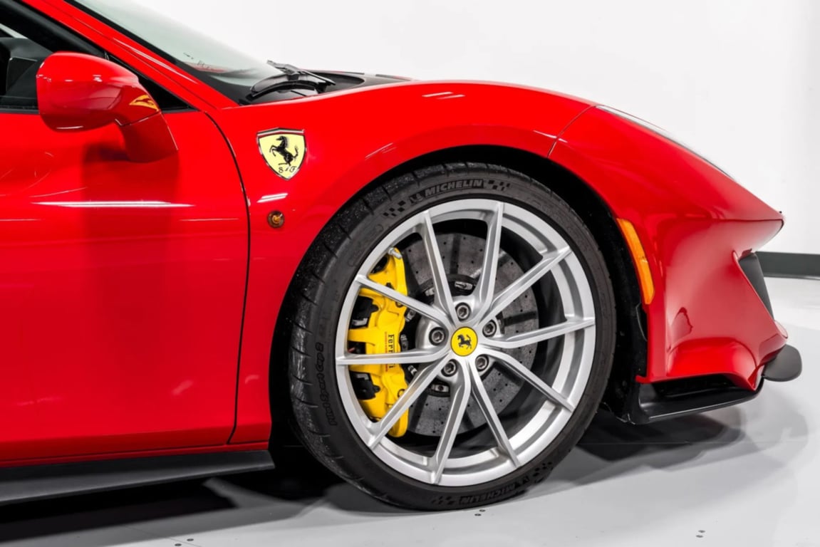 2020 Ferrari 488 Pista photo 33 of 51