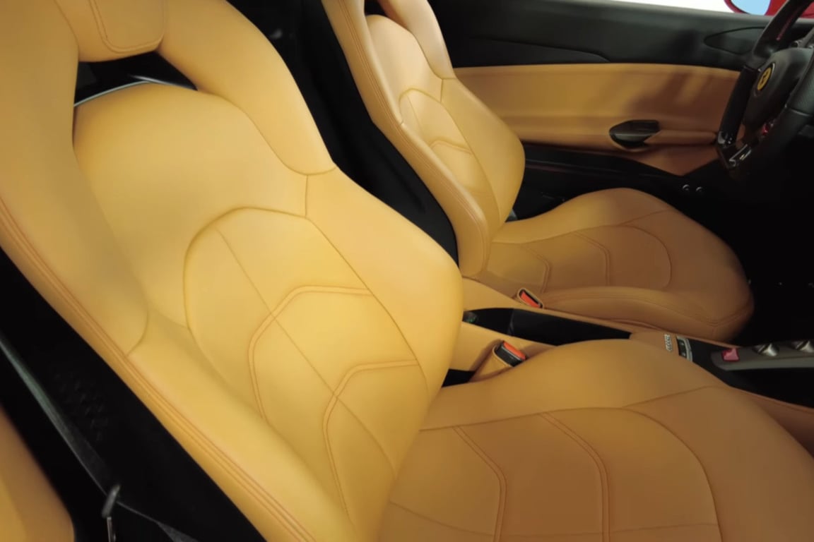 2017 Ferrari 488 GTB photo 16 of 21