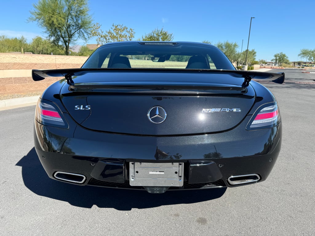 2015 Mercedes-Benz SLS-Class SLS AMG GT Final Edition photo 19 of 49
