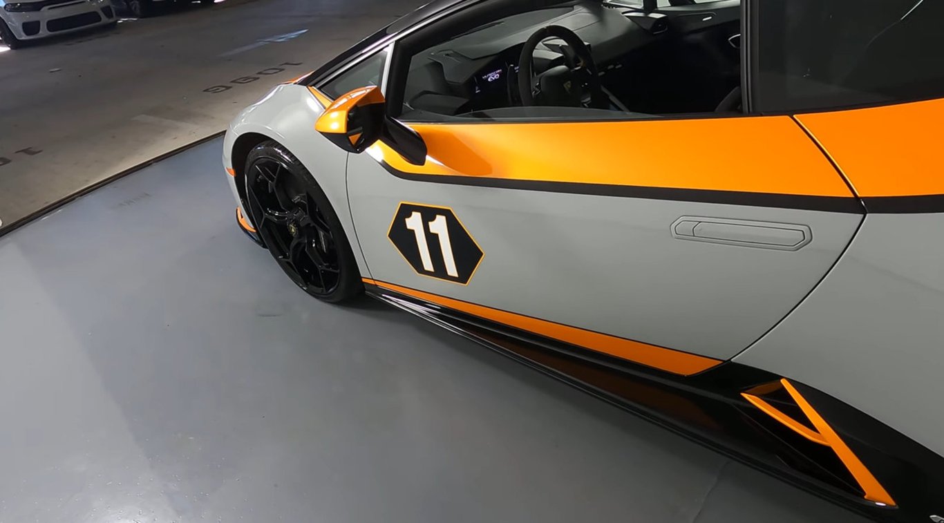 2020 Lamborghini Huracan EVO GT Celebtration photo 7 of 23