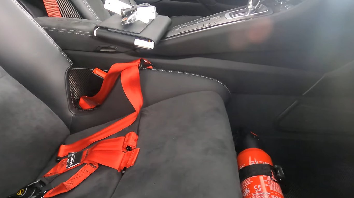 2019 Porsche 911 GT2 RS photo 21 of 27