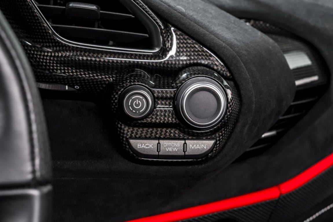 2020 Ferrari 488 Pista photo 42 of 51