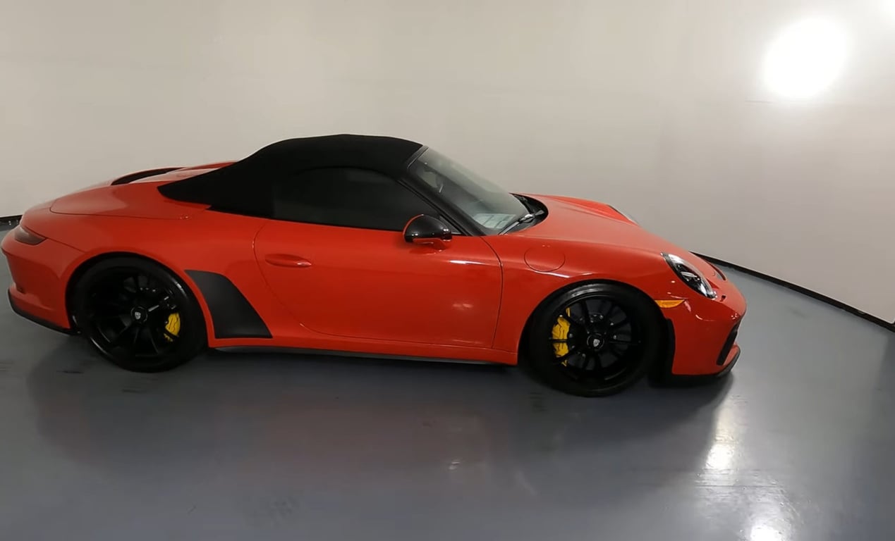 2019 Porsche 911 Speedster photo 3 of 21