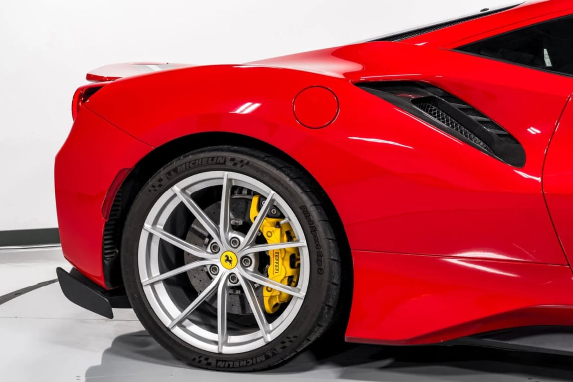 2020 Ferrari 488 Pista photo 32 of 51