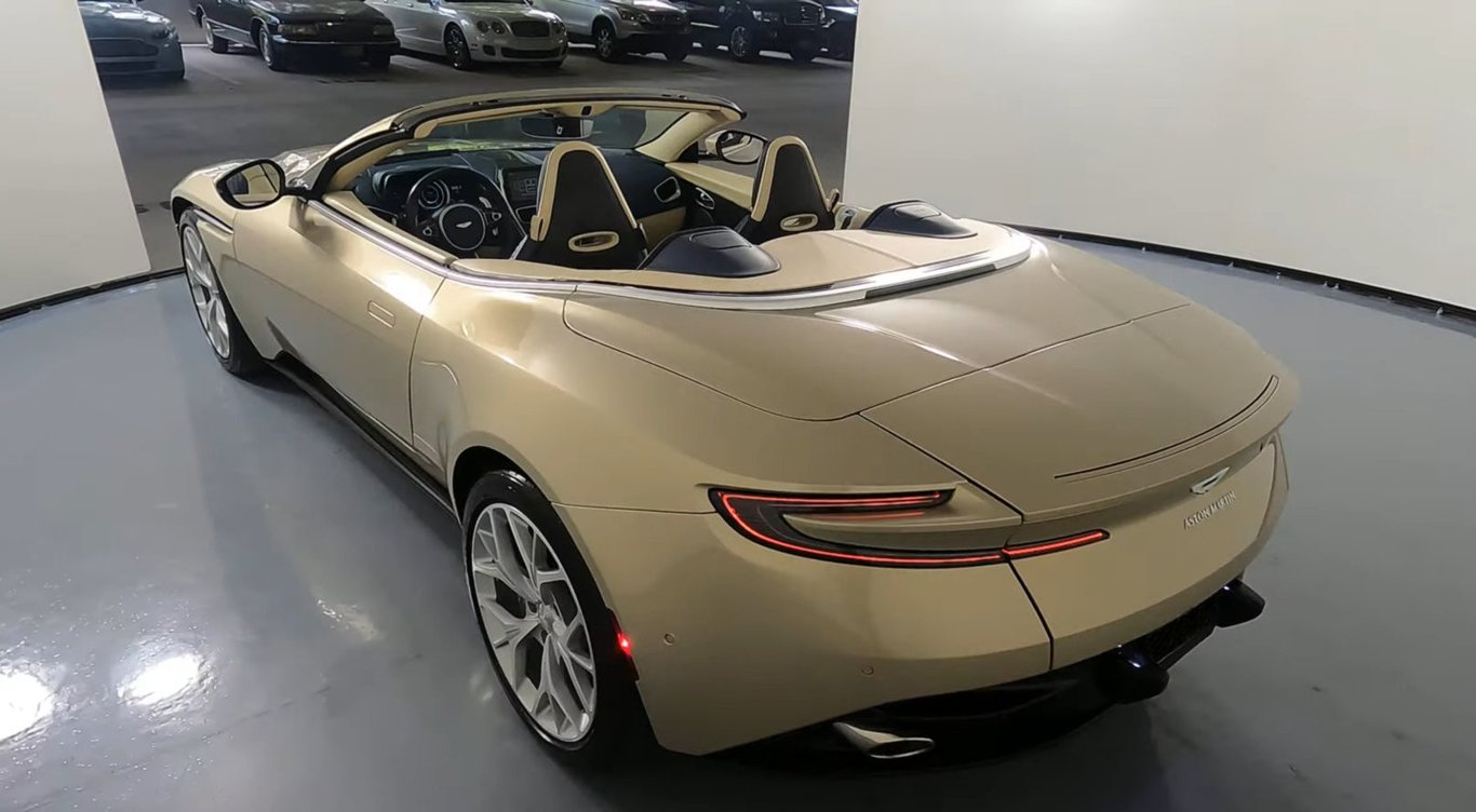 2019 Aston Martin DB11 Volante photo 5 of 33