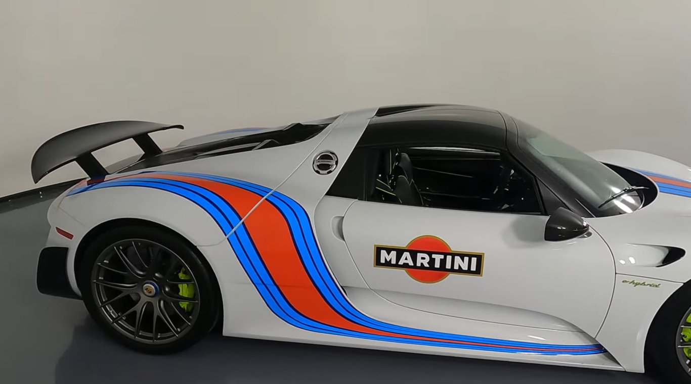 2015 Porsche 918 Spyder Weissach photo 4 of 28
