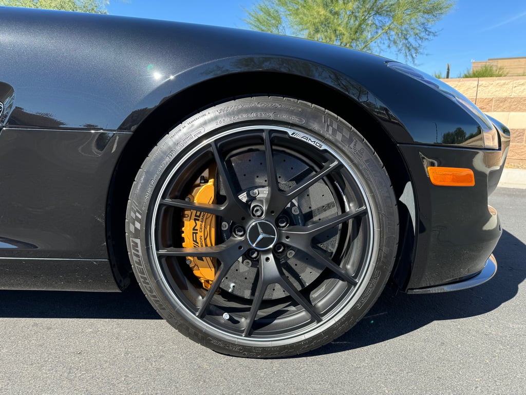 2015 Mercedes-Benz SLS-Class SLS AMG GT Final Edition photo 28 of 49