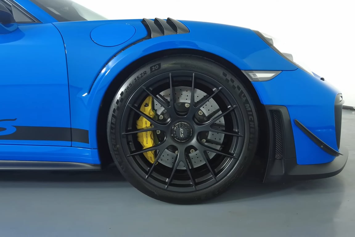 2019 Porsche 911 GT2 RS photo 14 of 29