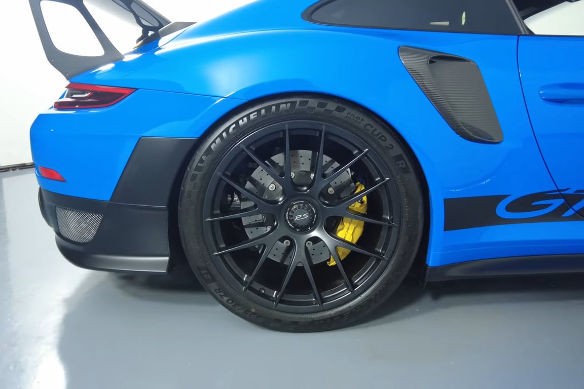 2019 Porsche 911 GT2 RS photo 12 of 29