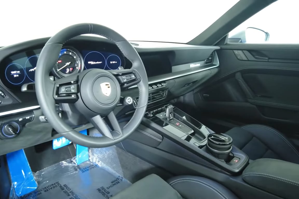 2023 Porsche 911 Dakar photo 11 of 20
