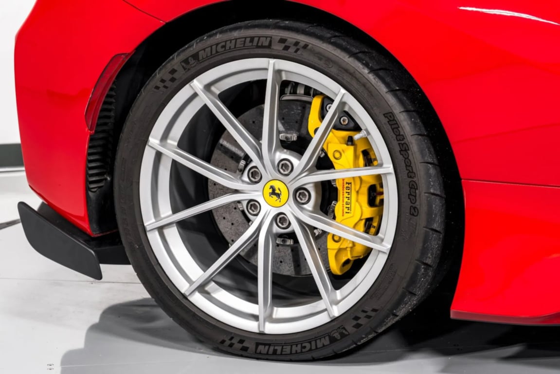2020 Ferrari 488 Pista photo 31 of 51