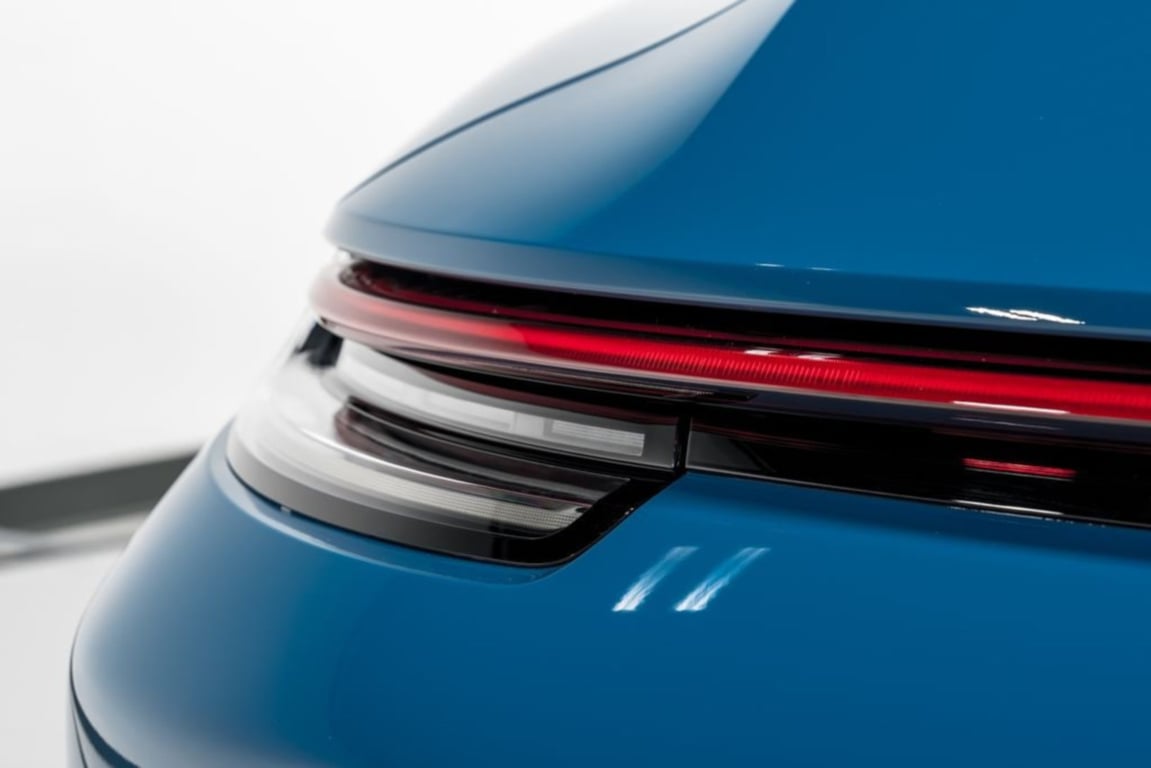 2022 Porsche 911 GT3 / GT3 Touring photo 22 of 50