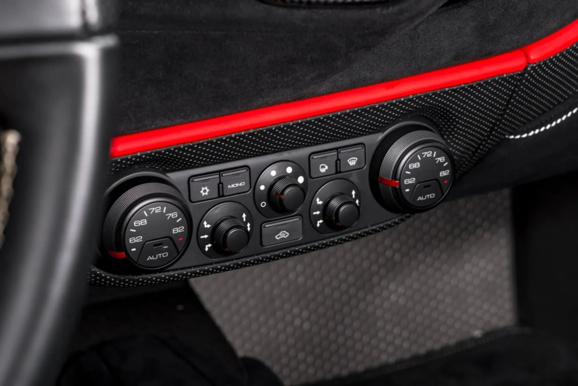 2020 Ferrari 488 Pista photo 46 of 51