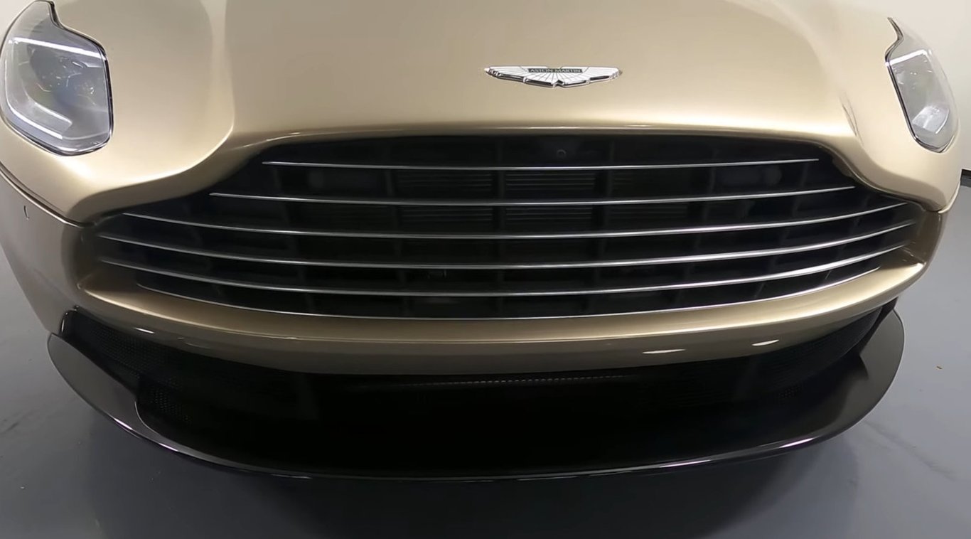 2019 Aston Martin DB11 Volante photo 8 of 33
