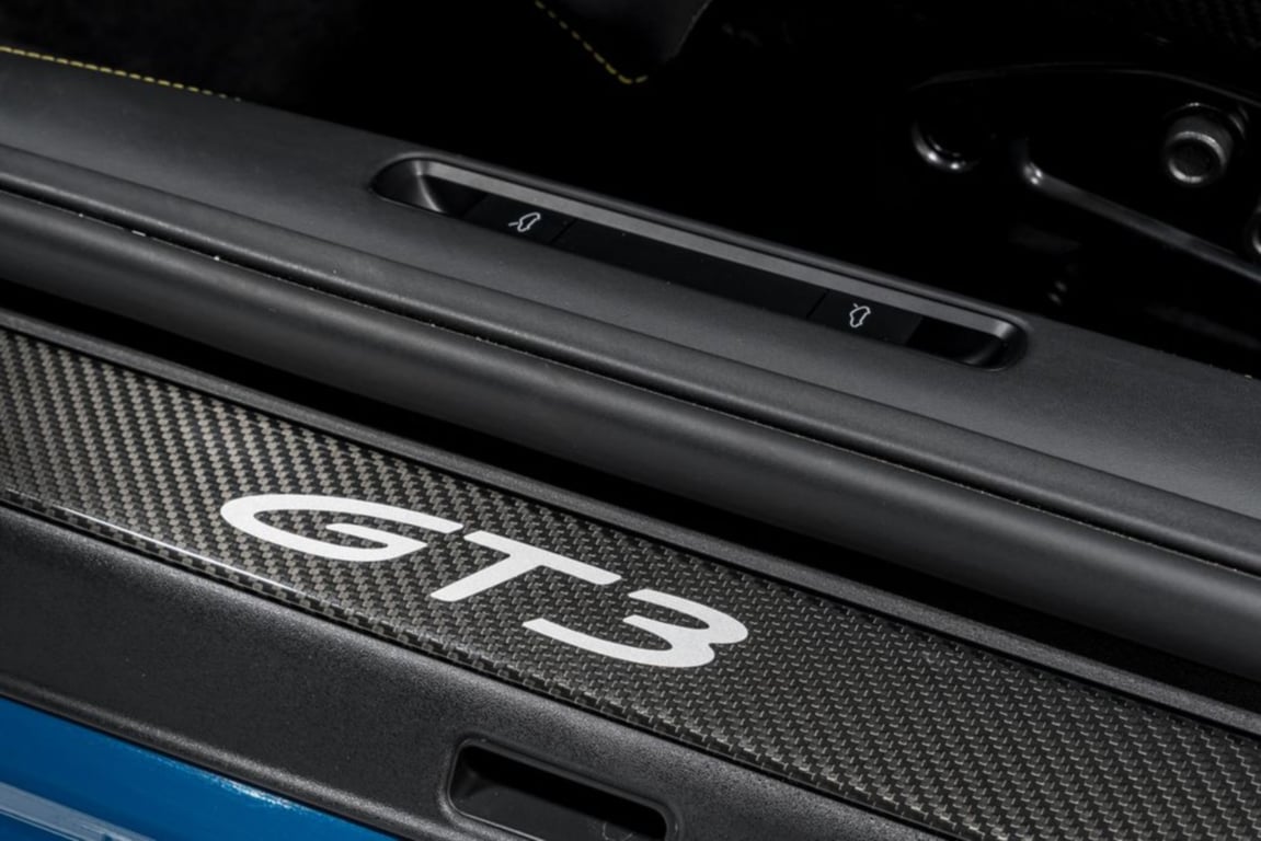 2022 Porsche 911 GT3 / GT3 Touring photo 13 of 50