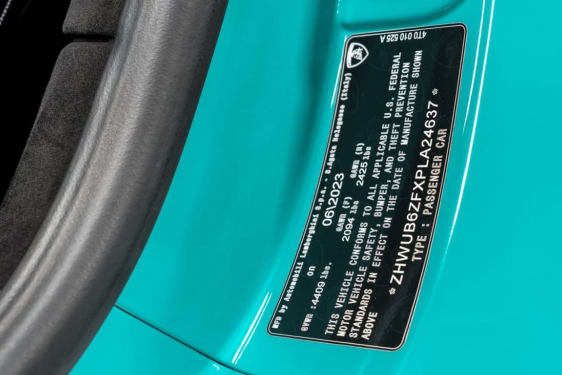 2023 Lamborghini Huracan Tecnica photo 9 of 55