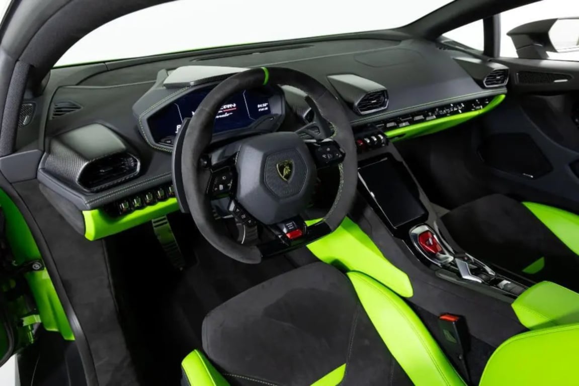 2024 Lamborghini Huracan Sterrato photo 14 of 22