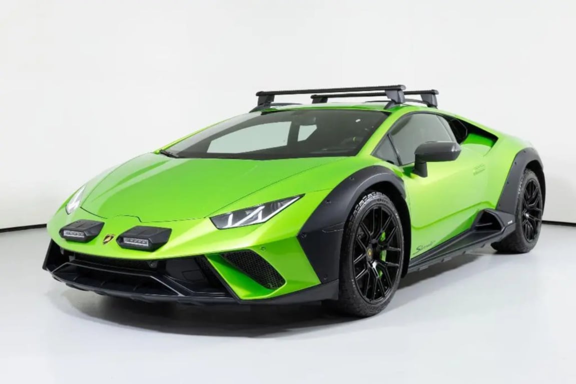 2024 Lamborghini Huracan Sterrato photo 3 of 22