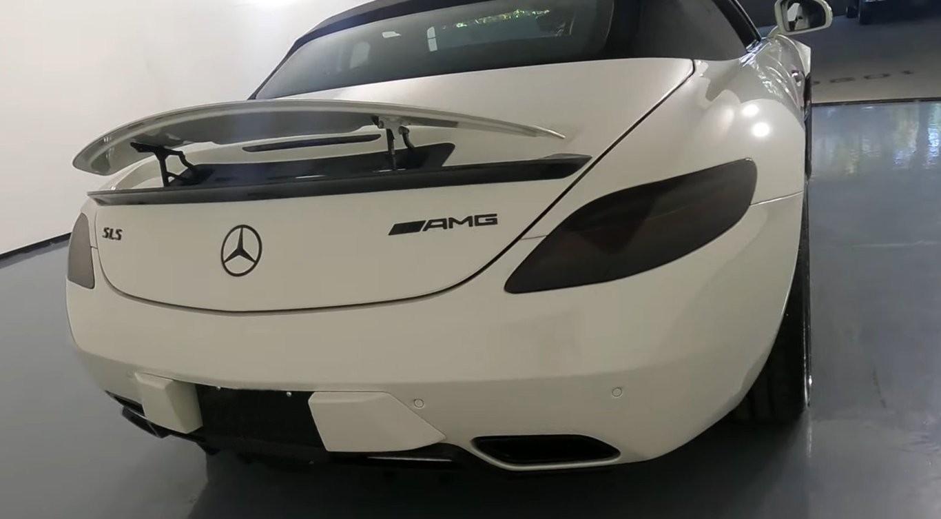 2012 Mercedes-Benz SLS-Class AMG photo 11 of 26