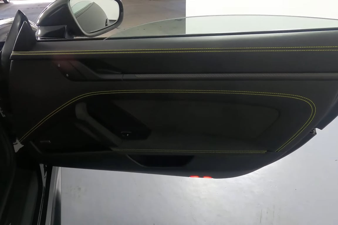 2022 Porsche 911 GT3 photo 17 of 19