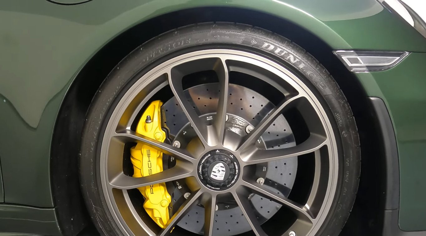 2019 Porsche 911 Speedster photo 14 of 26