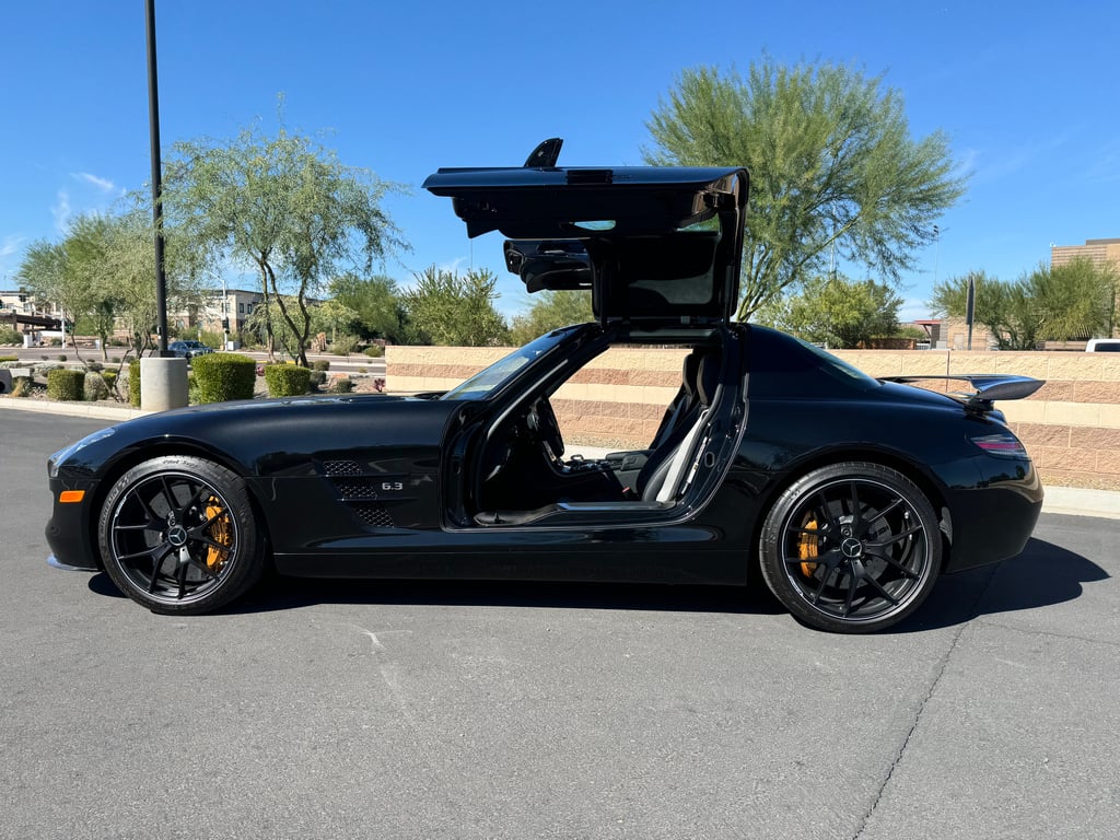2015 Mercedes-Benz SLS-Class SLS AMG GT Final Edition photo 4 of 49