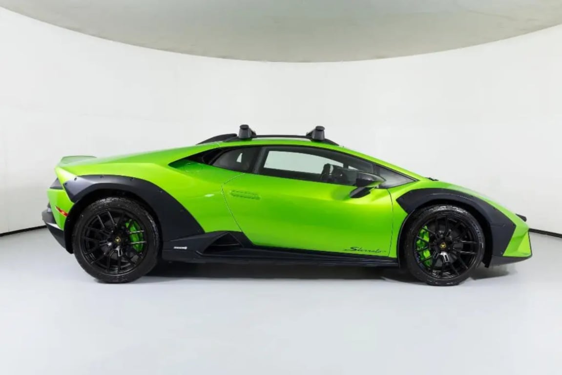 2024 Lamborghini Huracan Sterrato photo 18 of 22