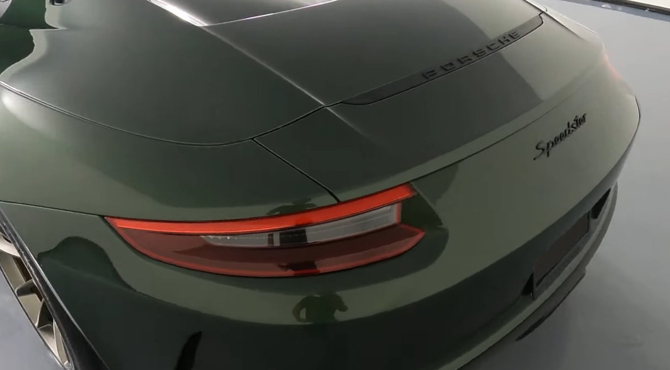 2019 Porsche 911 Speedster photo 9 of 26
