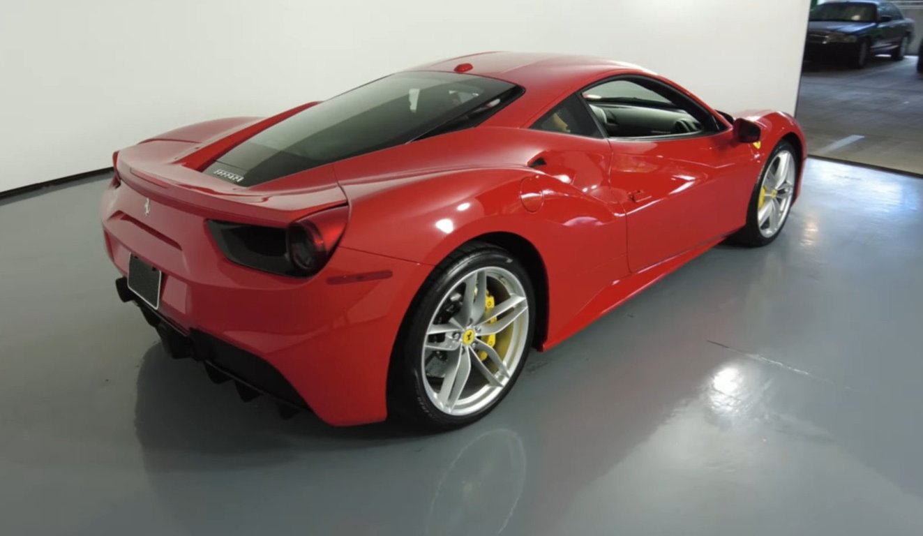 2017 Ferrari 488 GTB photo 3 of 21