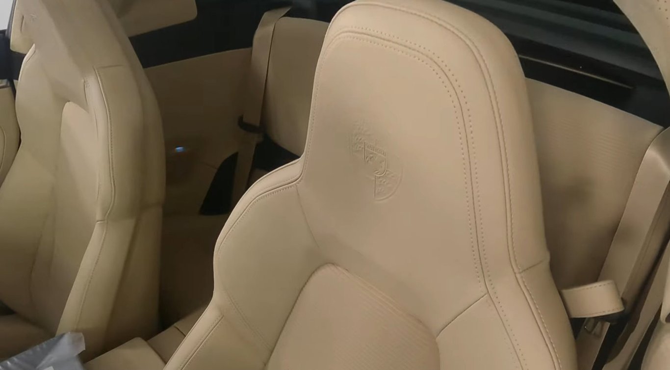 2021 Porsche 911 Targa 4S Heritage Edition photo 16 of 29