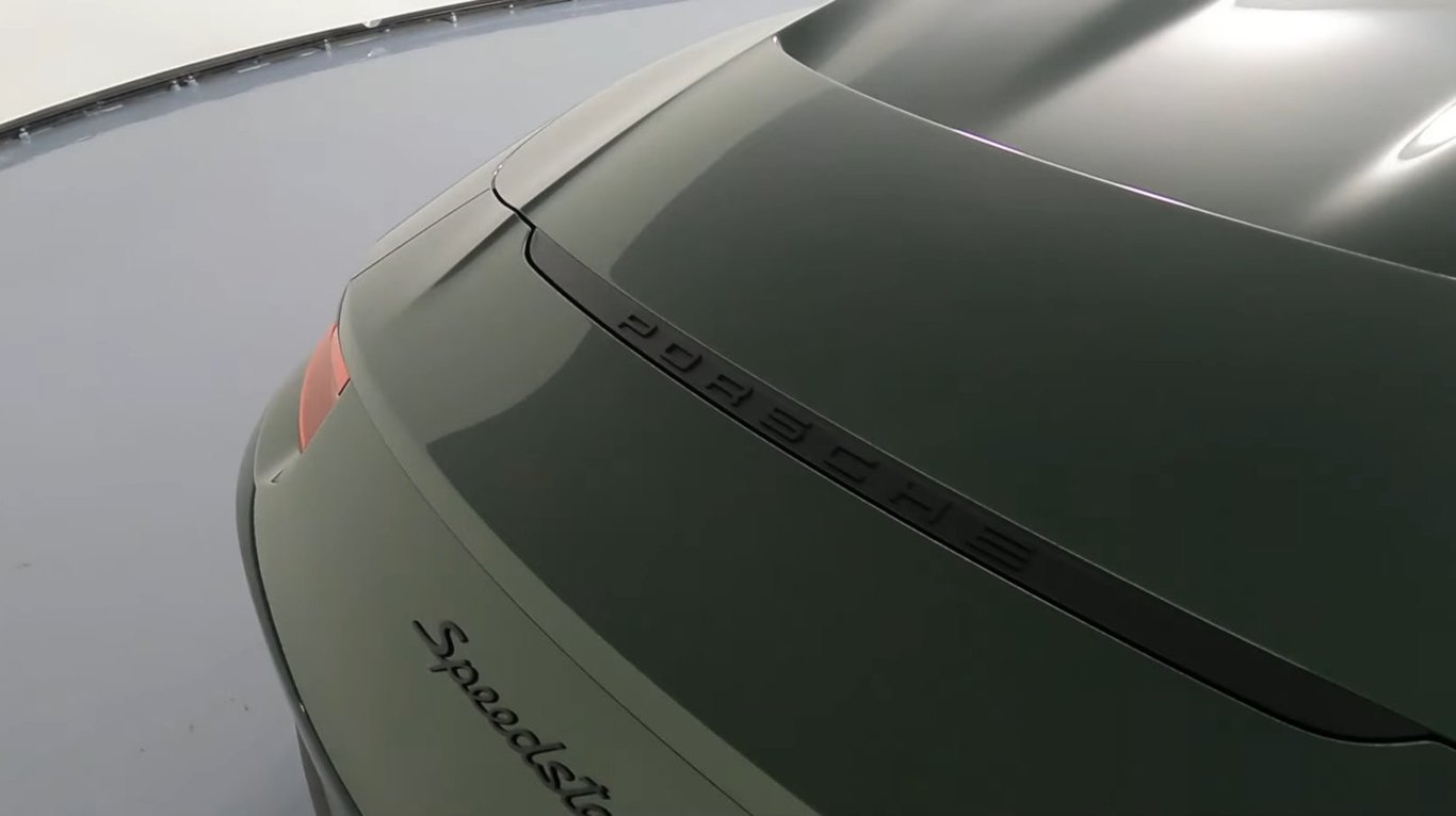 2019 Porsche 911 Speedster photo 10 of 26