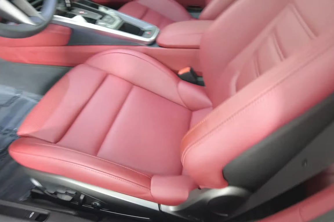 2023 Porsche 911 Turbo / Turbo S photo 10 of 18